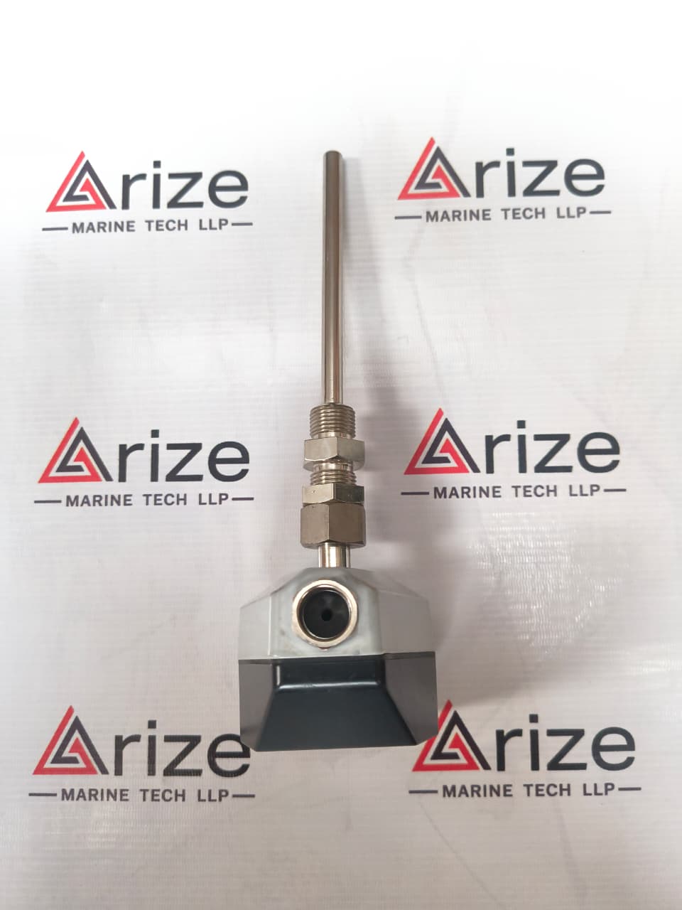 TRAFAG 471.2331 THERMOSTAT TEMPERATURE SWITCH NEW