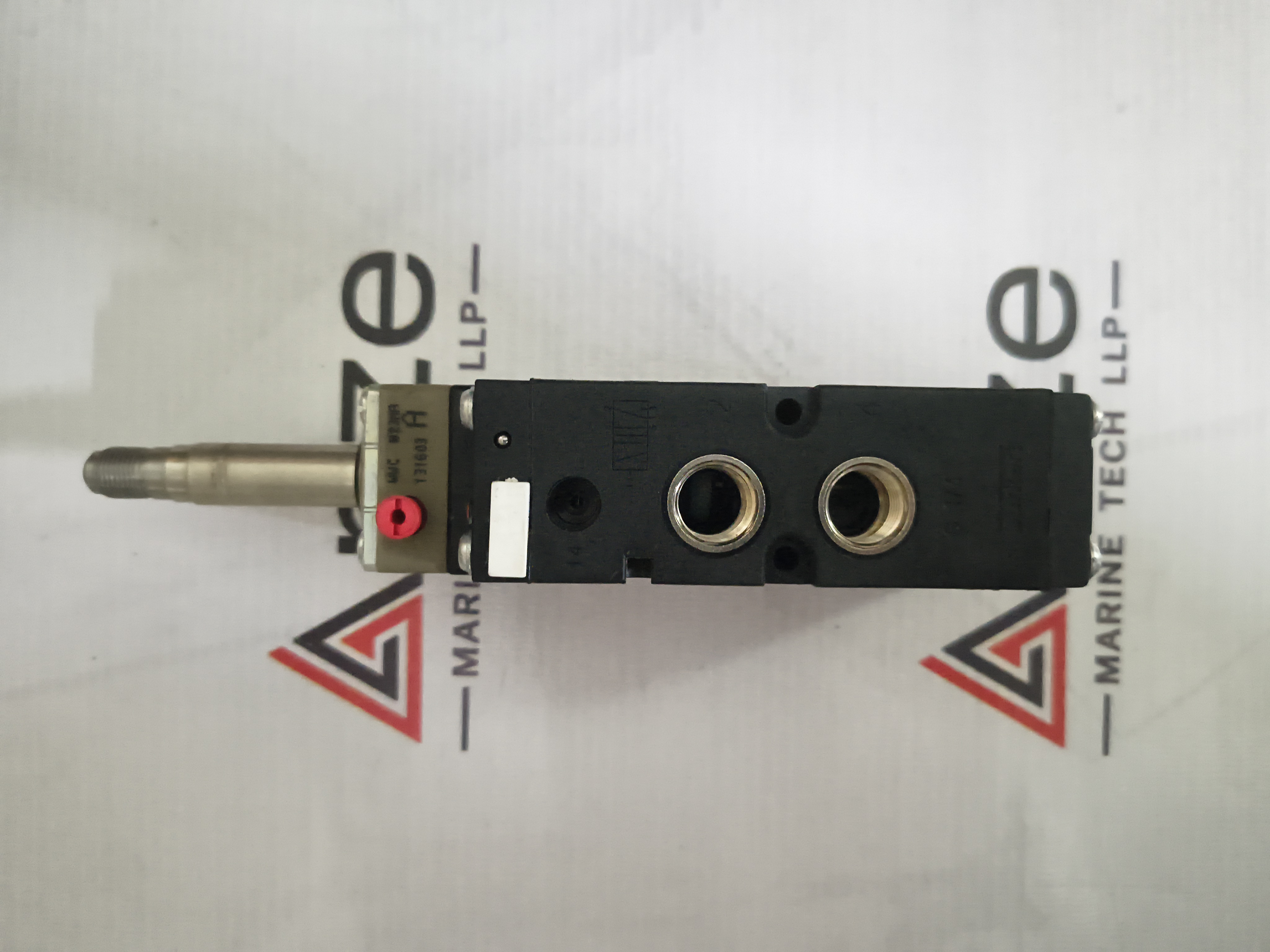  BURKERT PNEUMATIC SOLENOID VALVE G1/4