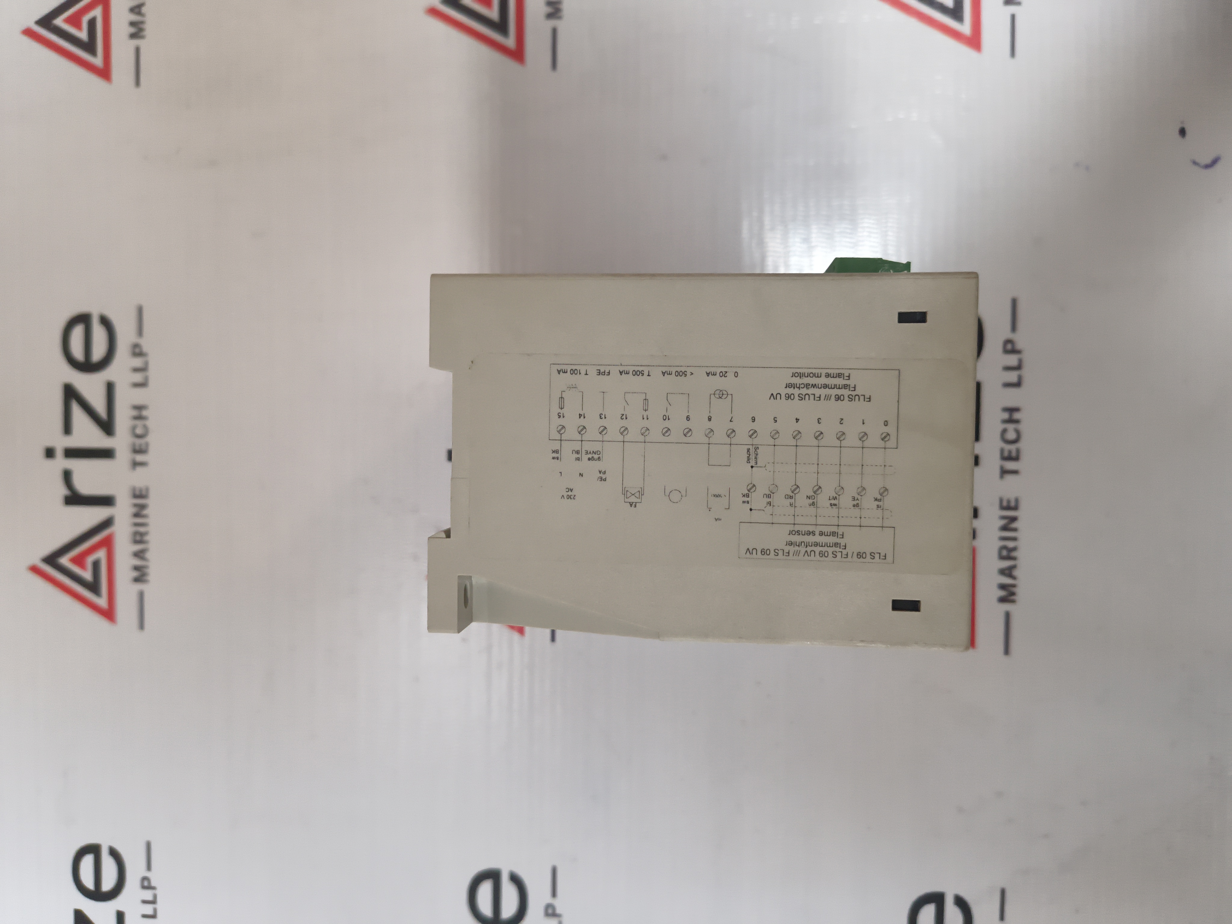 SAACKE FLUS 06 UV BASED FLAME DETECTOR K7-8385-602164 NEW