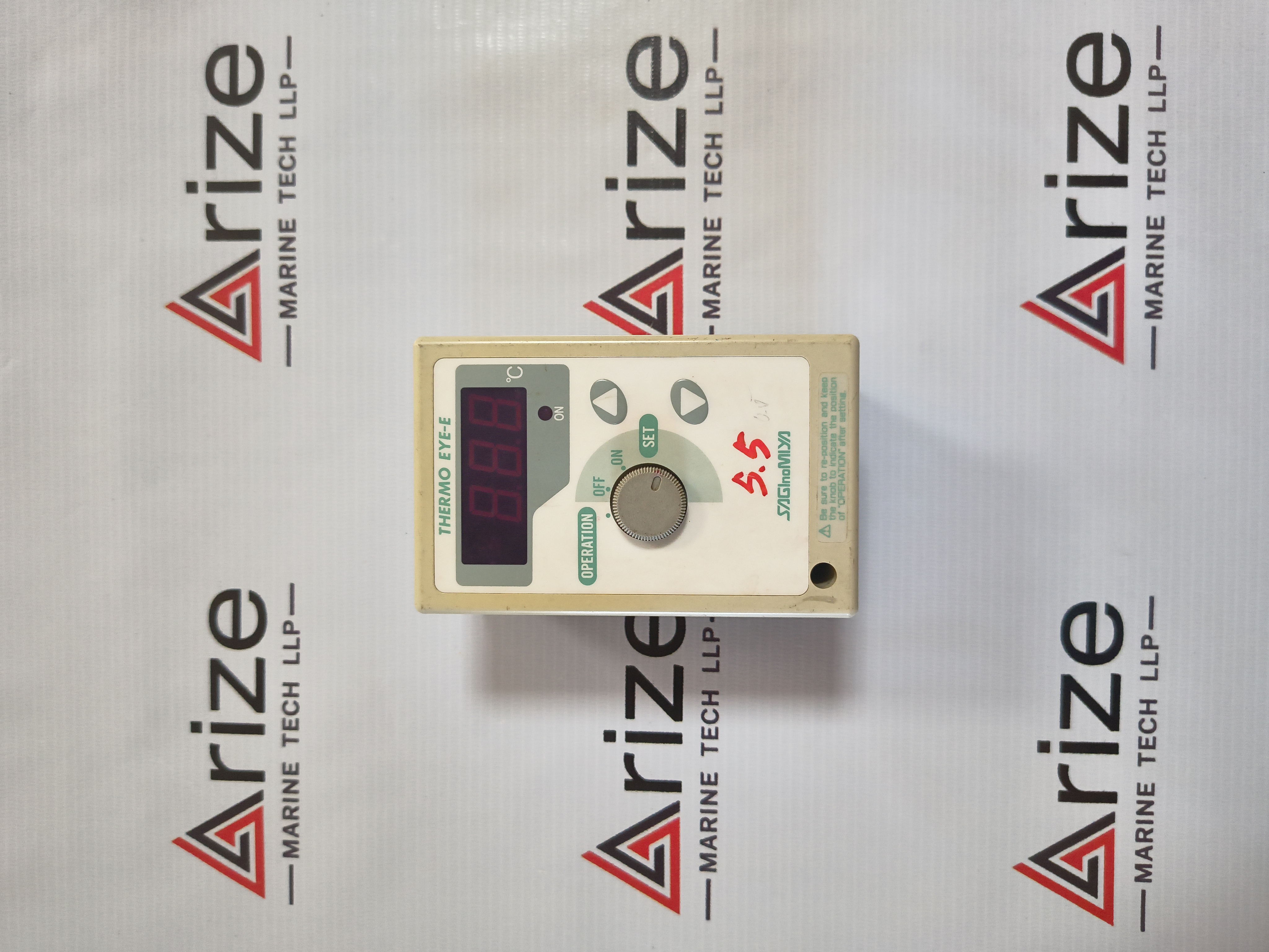SAGINOMIYA ELE-WD11-011 THERMO EYE-E THERMOSTAT TEMPERATURE CONTROLLER