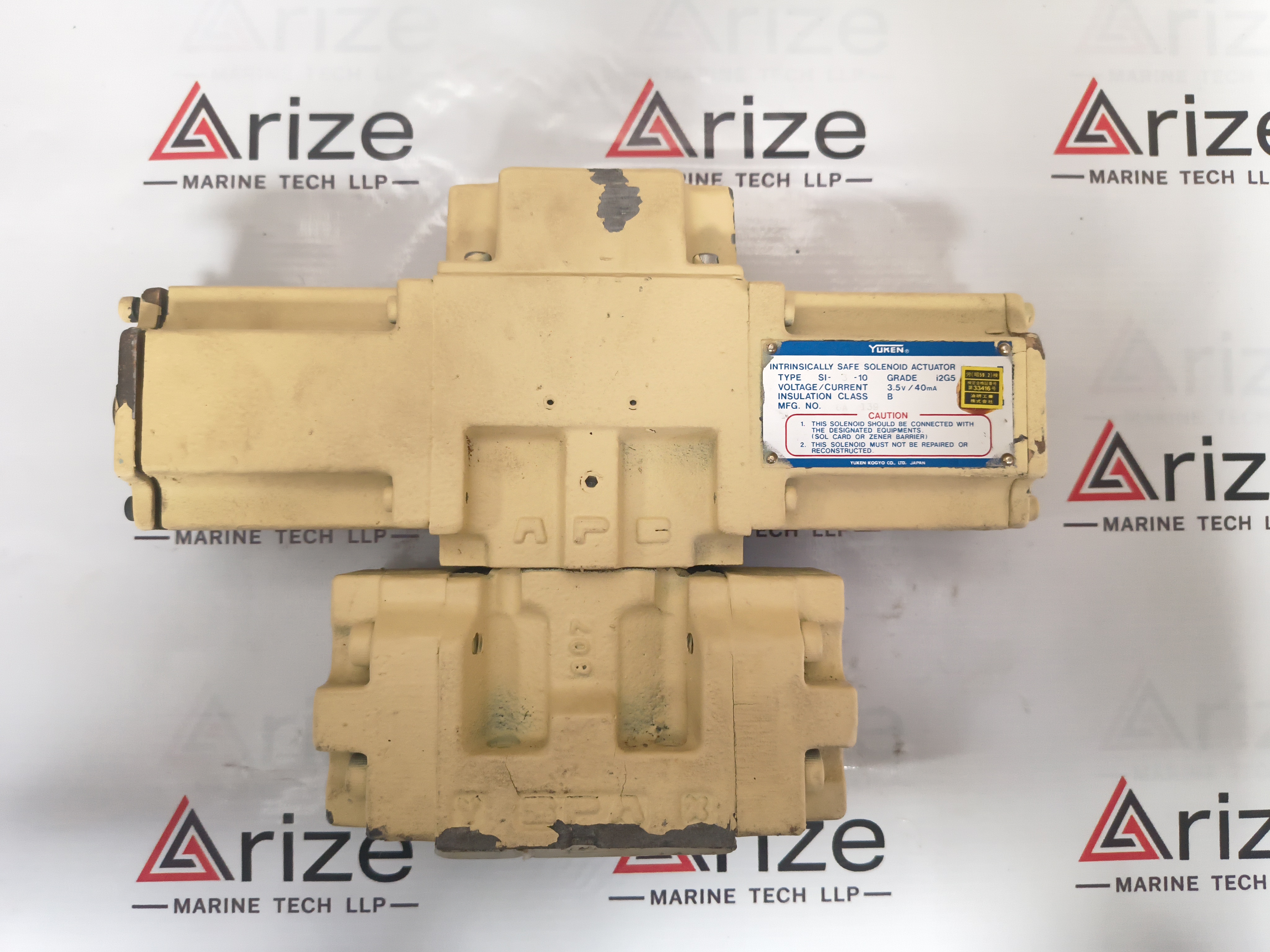 YUKEN DIRECTIONAL VALVE DSHG-03-2B2-T-1206-L HYDRAULIC SOLENOID VALVE 3.5V 40mA USED