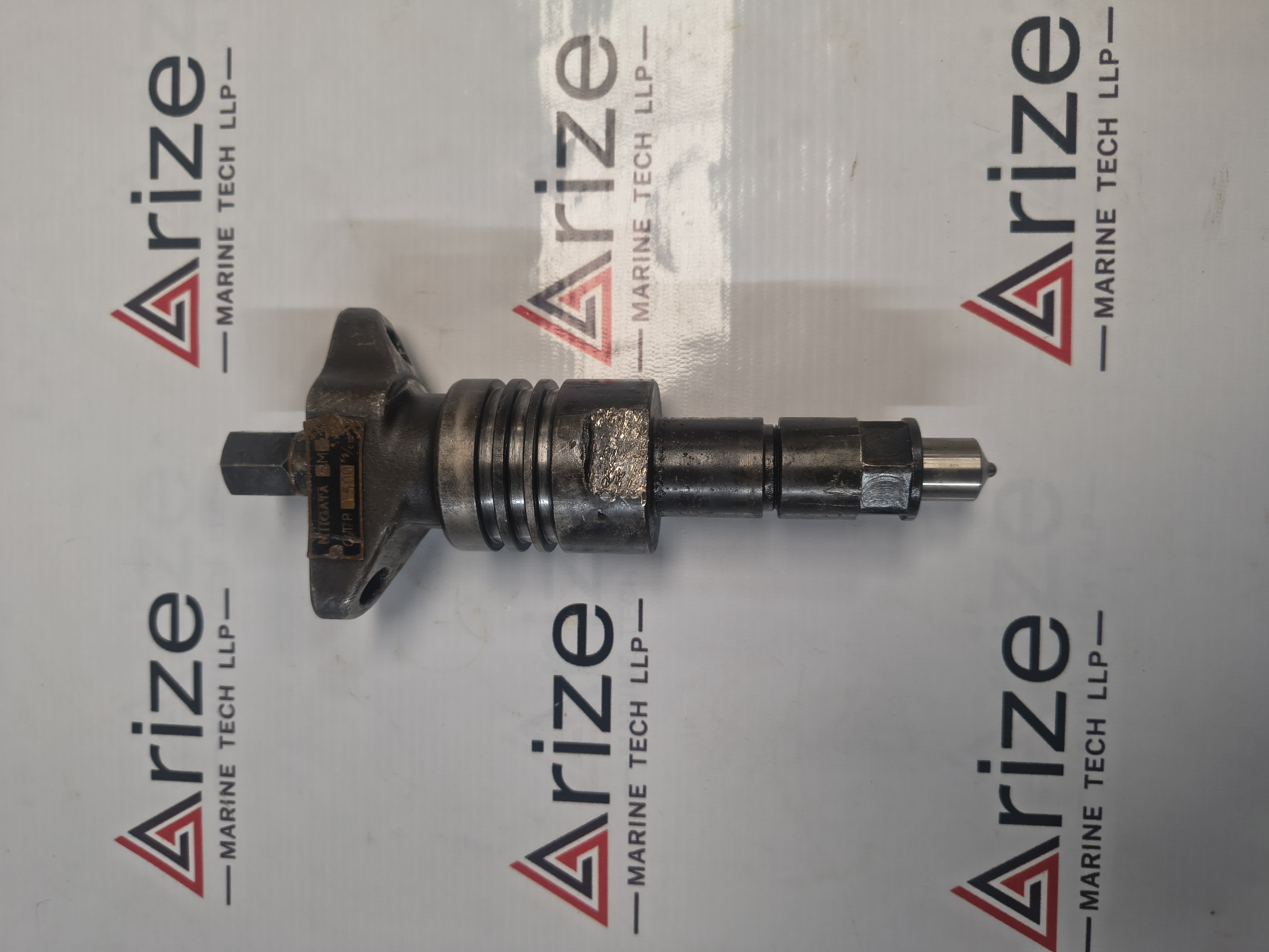 NIIGATA NSD-G FUEL INJECTION VALVE USED