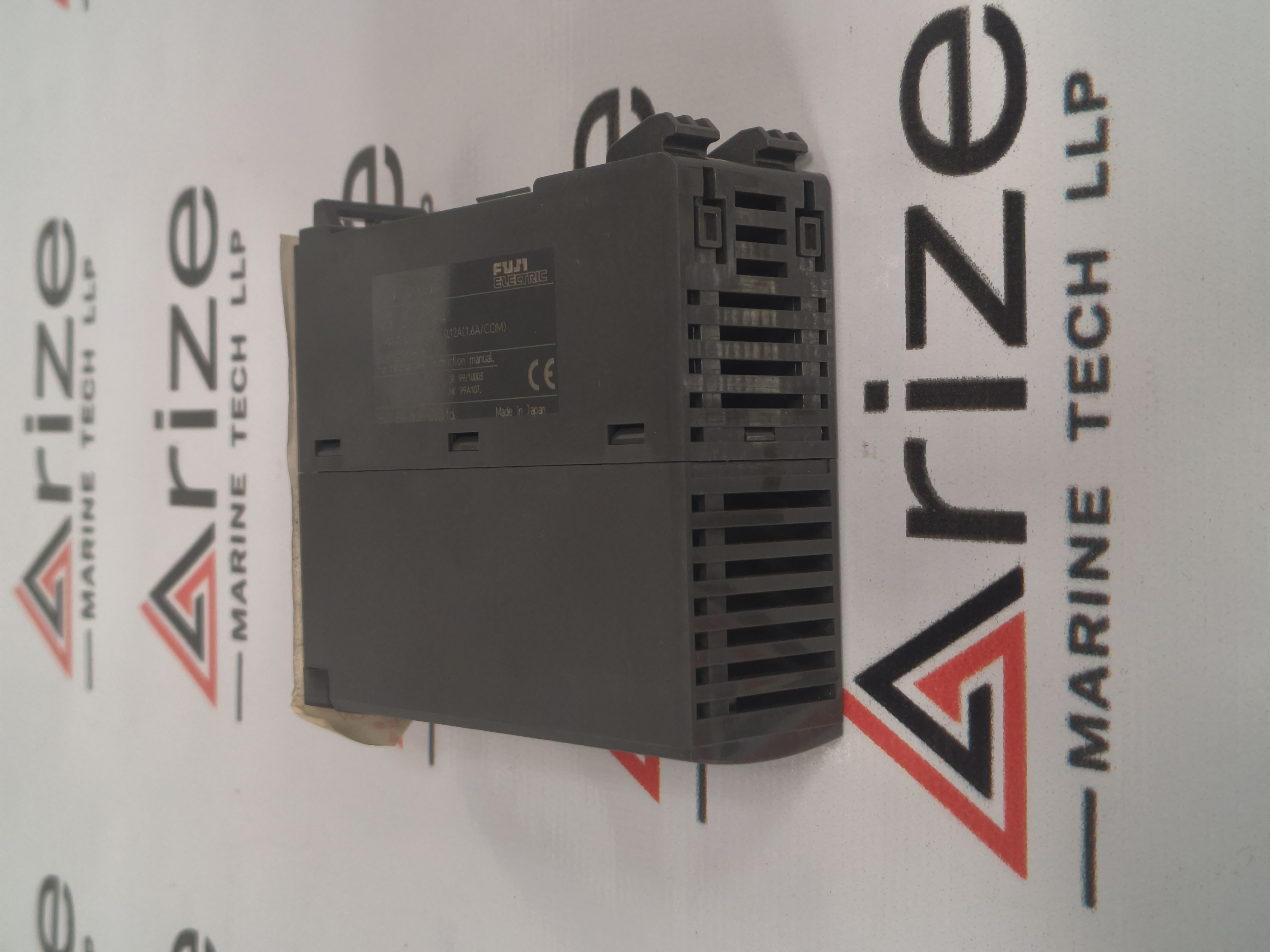 FUJI ELECTRIC NP1W3206T DIGITAL INPUT OUTPUT MODULE NEW