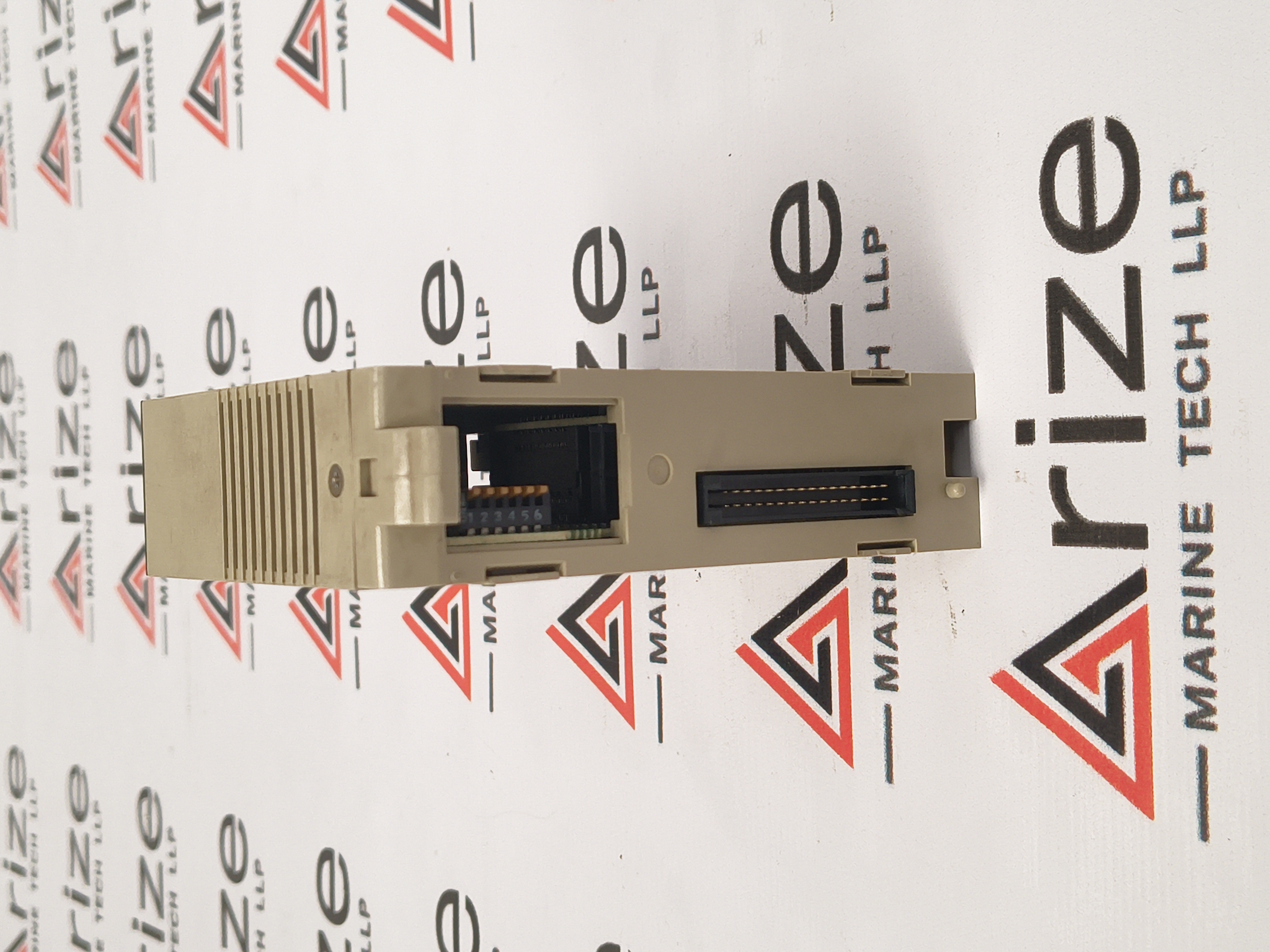 OMRON C200H-0D215 OUTPUT UNIT TESTED