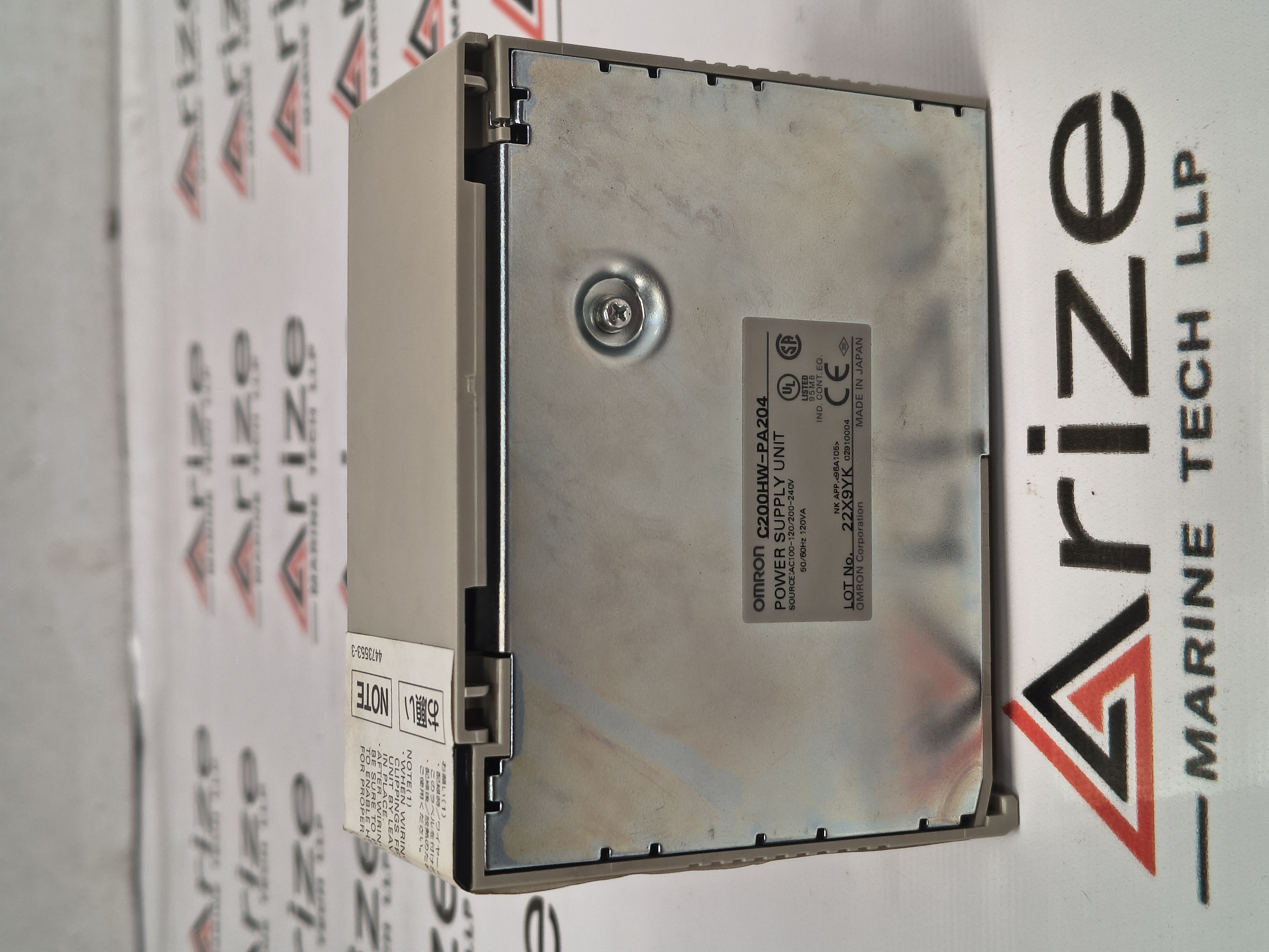 OMRON C200HW-PA204 POWER SUPPLY UNIT NEW