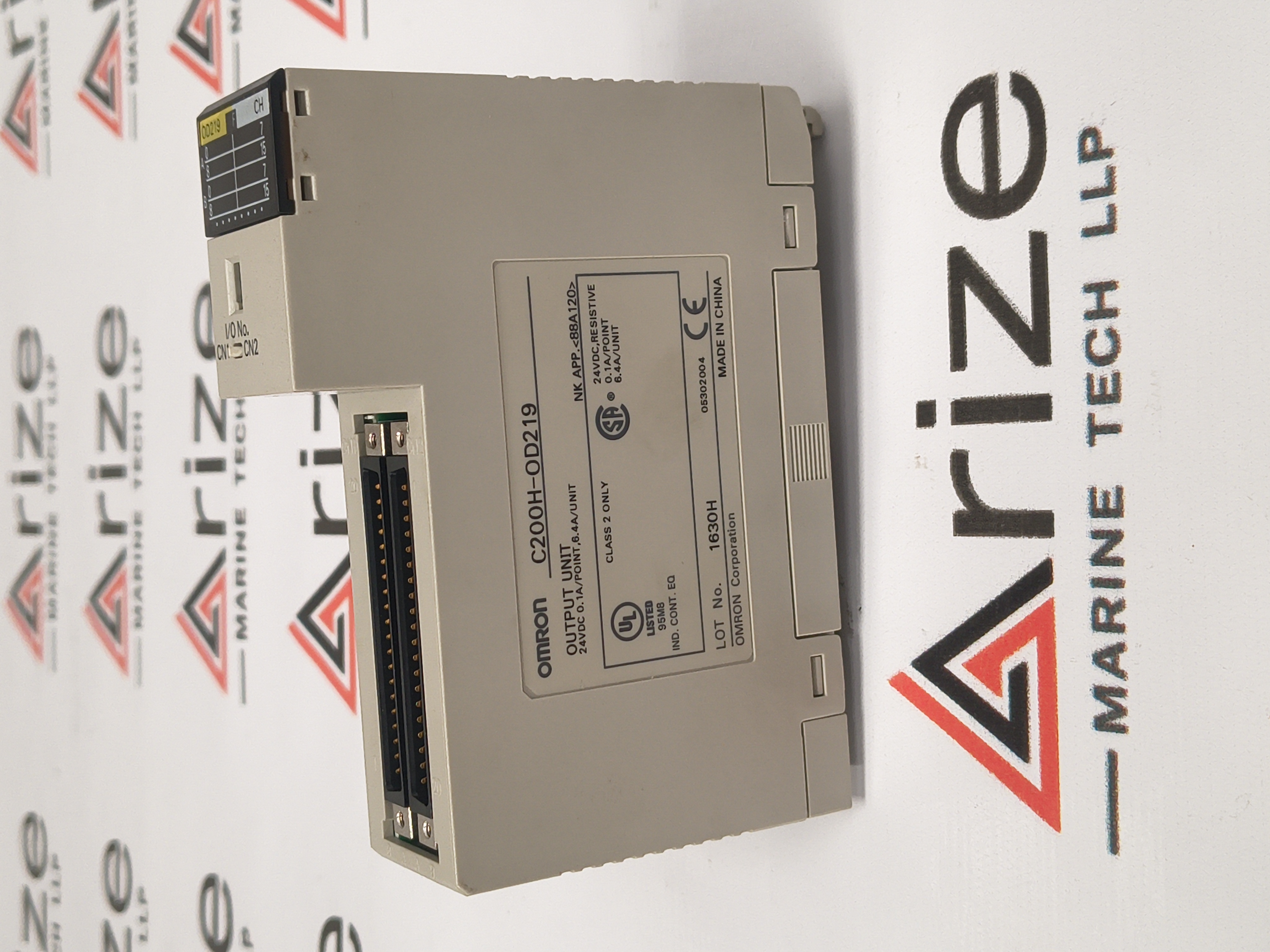 OMRON C200H-0D219 OUTPUT UNIT NEW
