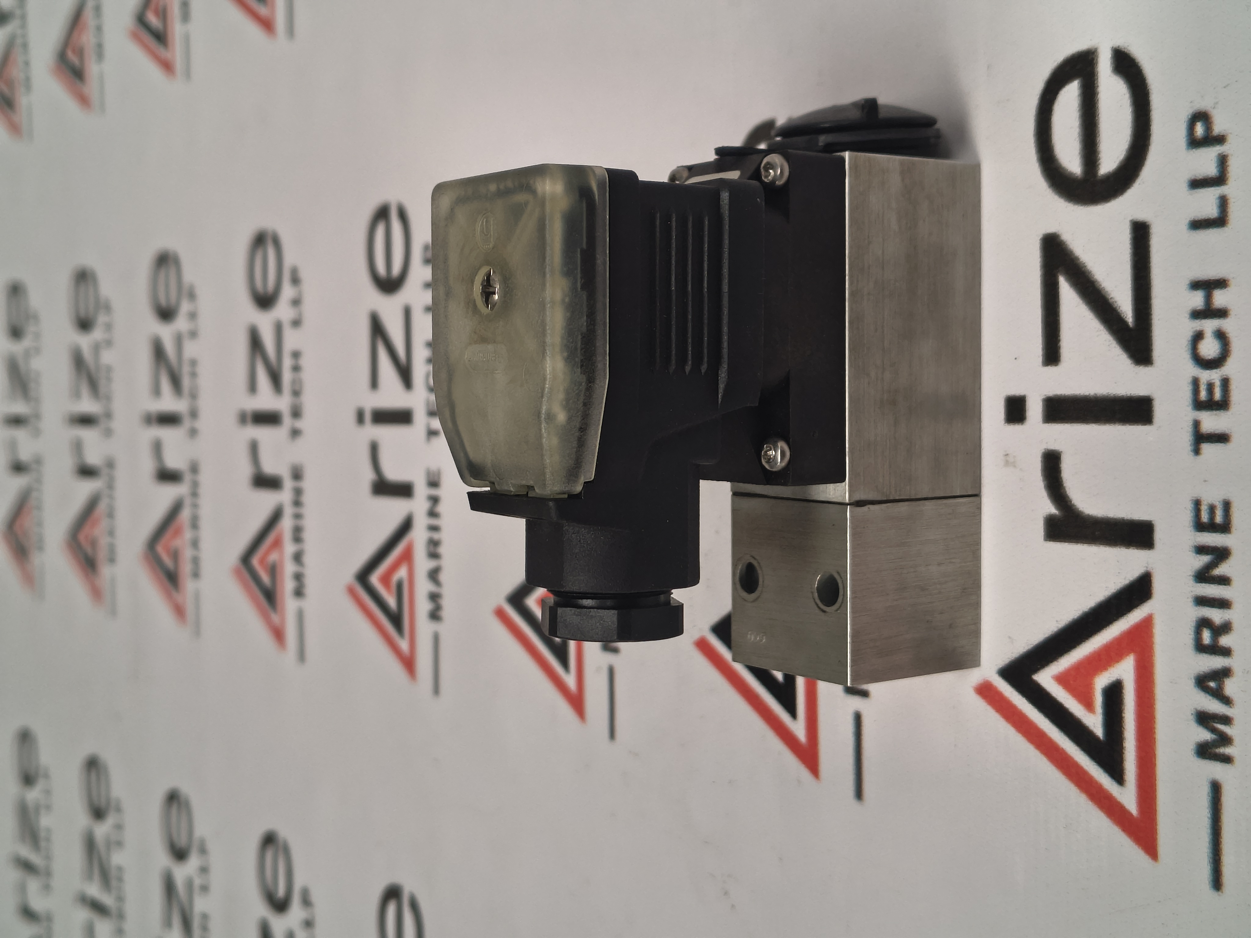 DANFOSS MBC 5100 2431-2CB04 061B110866 PRESSURE SWITCH NEW